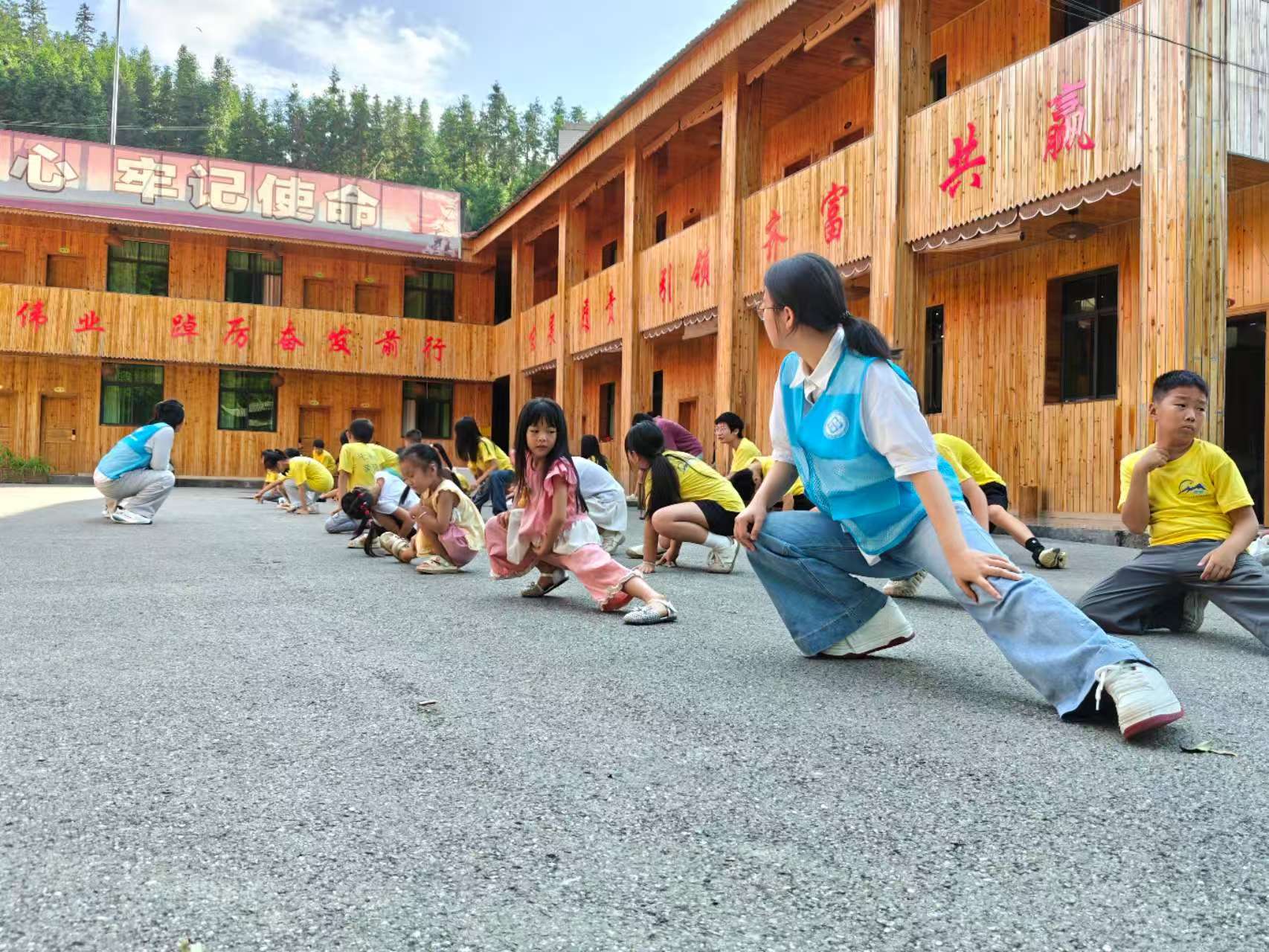 湖南洞口椒林村:五载“特殊夏令营”编织留守儿童“梦与远方”