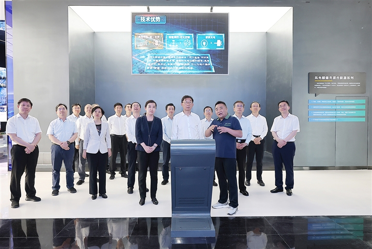 2026年三季度河南省重大项目建设暨经济运行工作推进会在信阳召开 刘宁王凯出席并讲话