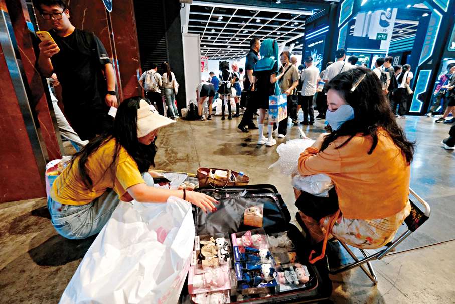 七月展會浪接浪 香江人氣滾滾來