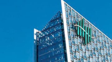 星巴克中国前CEO蔡德粦出任恒隆地产行政总裁 卢韦柏10月退休转任董事长顾问