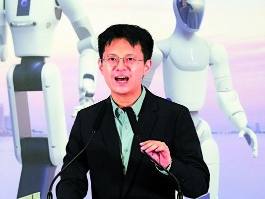 内地机械人企业拟海洋公园迪士尼开店